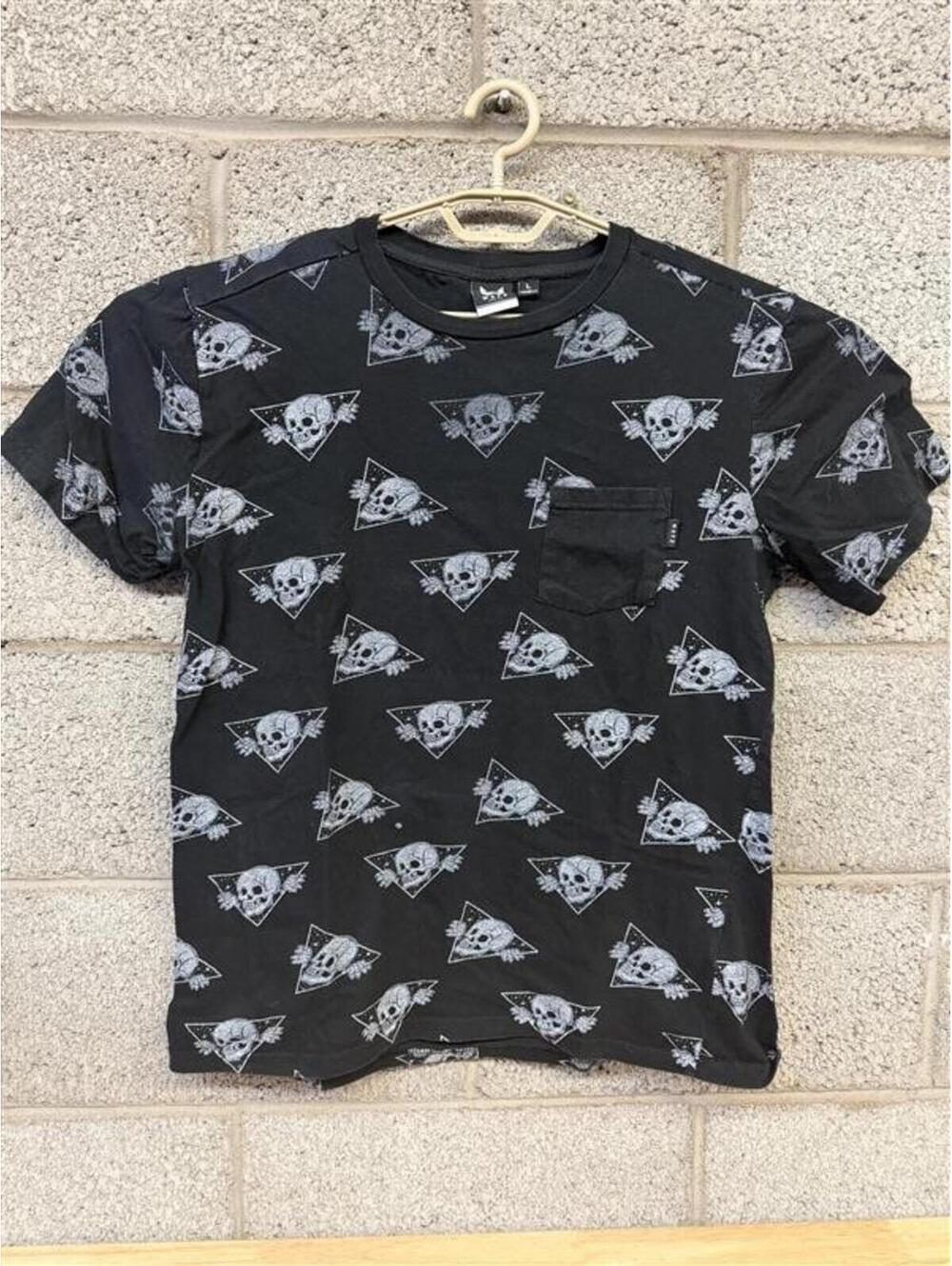 WXYZ Skull Print T-Shirt Size L 2010s Black All Over Graphic